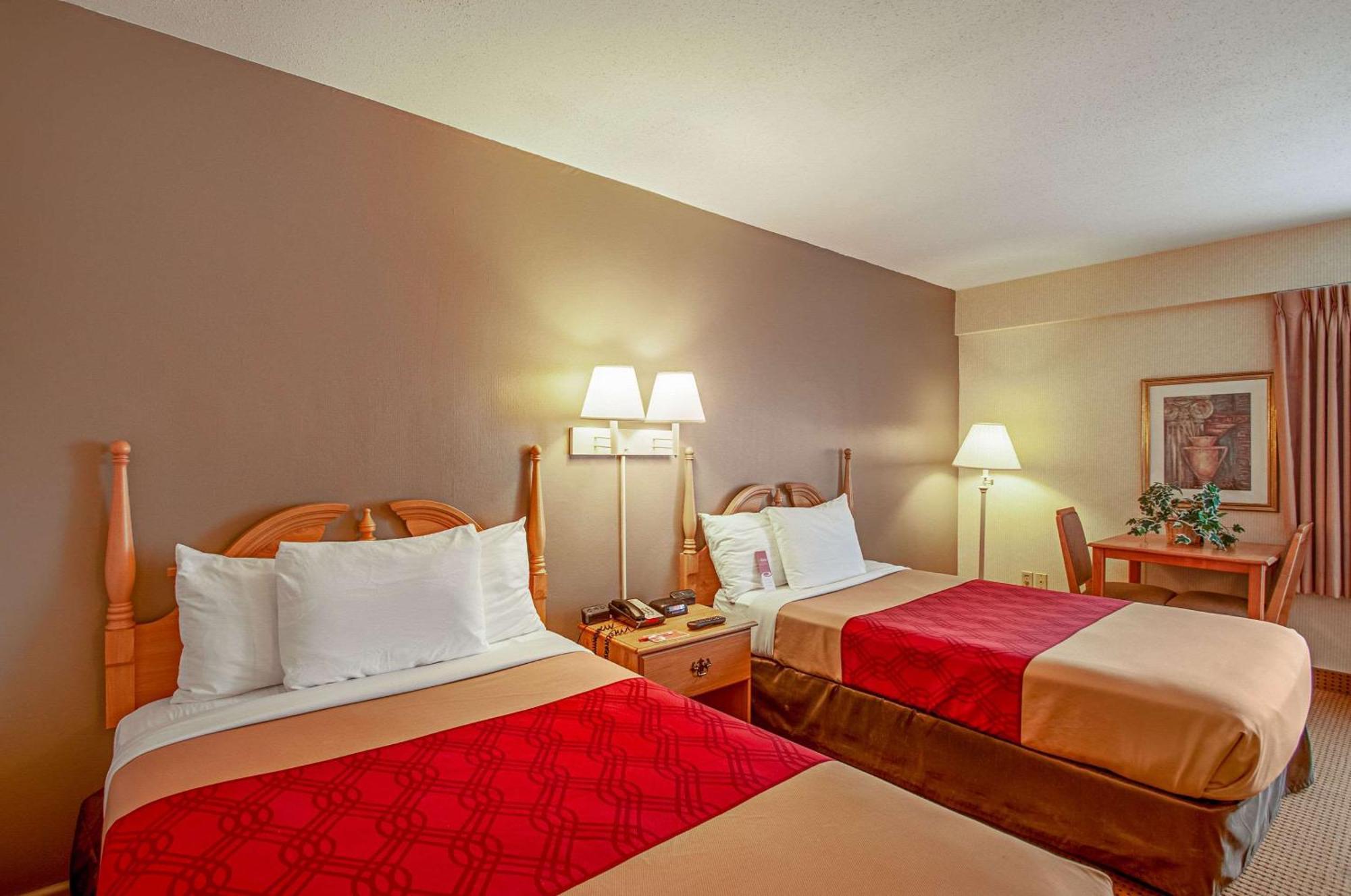 Econo Lodge Metro Арлінгтон Екстер'єр фото